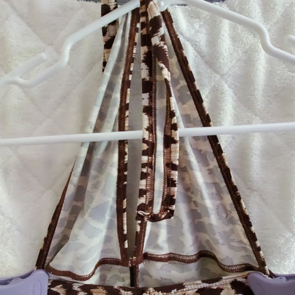Dress - Picture 7 of 7